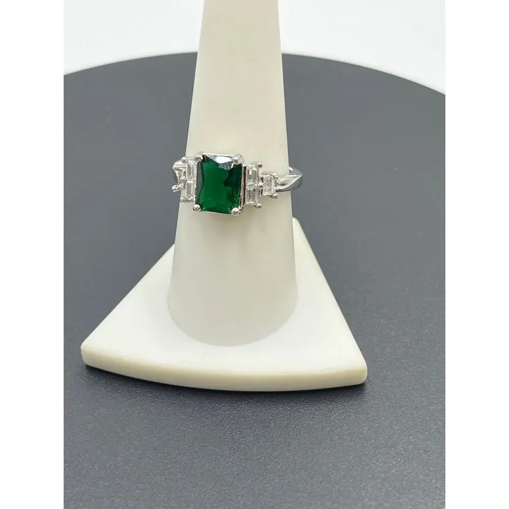 Sterling Silver Rhodium Plated Emerald Cut Green CZ Stone Baguette Side CZ 8.25‎